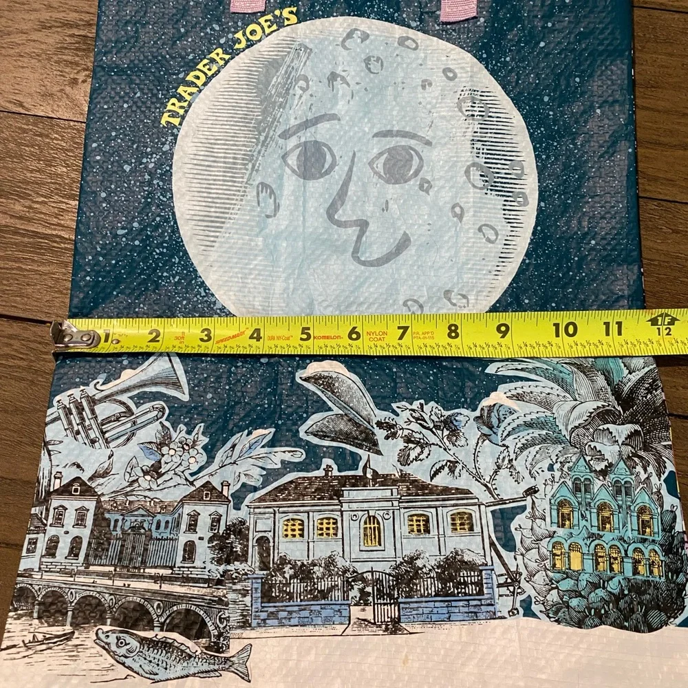 Trader Joe's 2016 Moon Reusable Bag Limited Edition Happy New Year Moon NEW NWOT - Picture 15 of 16